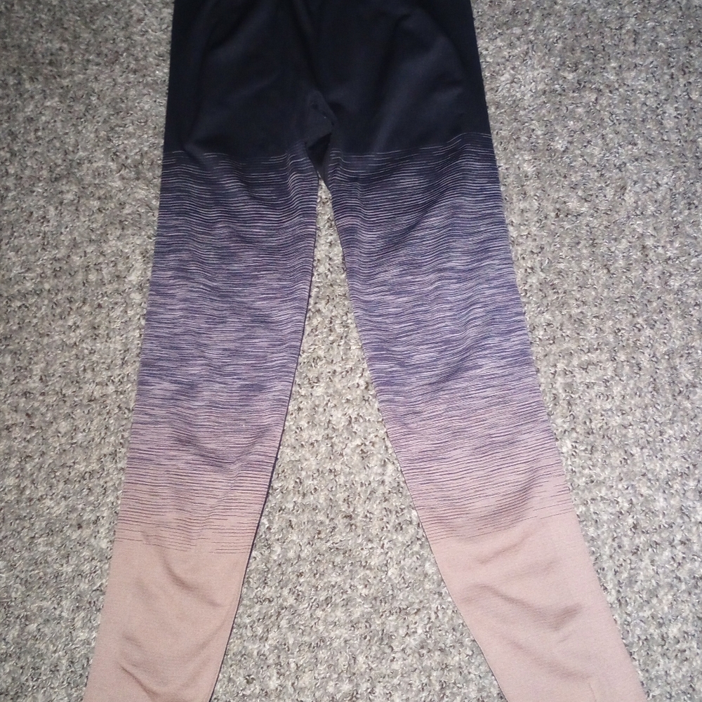 PINK - Picture 2 of 3